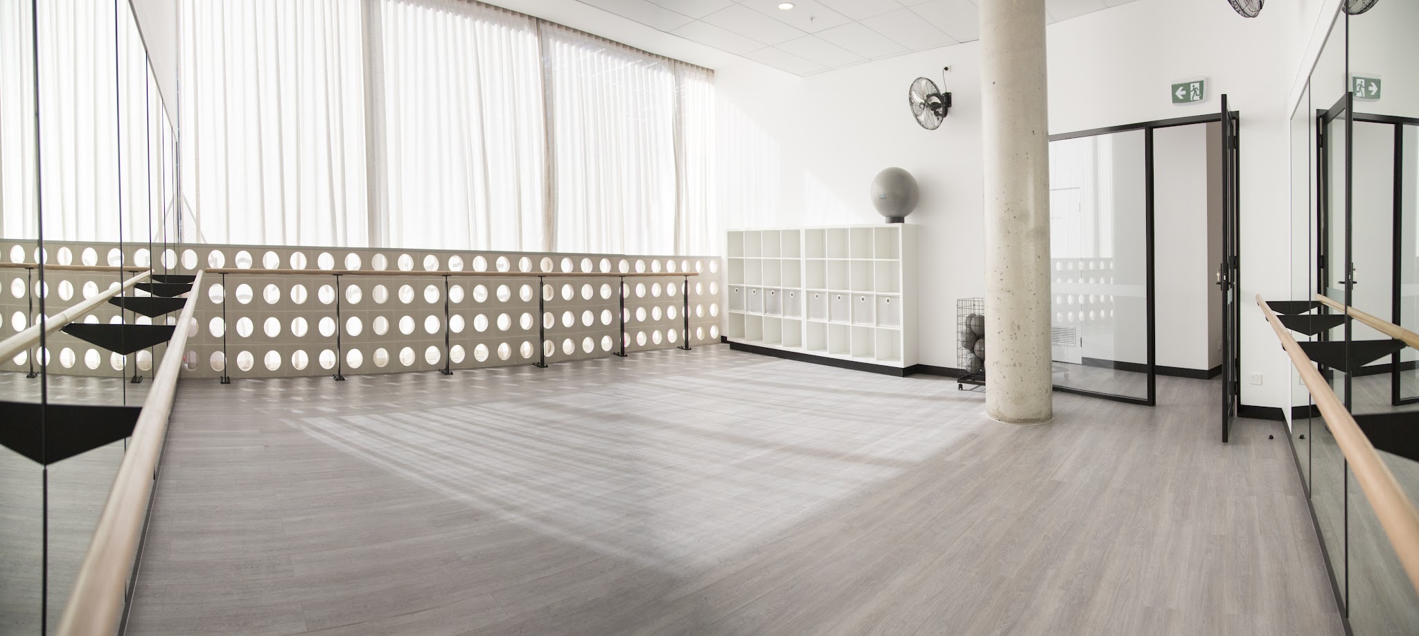 Xtend Barre Alfred Cove Gallery 23012 Melville